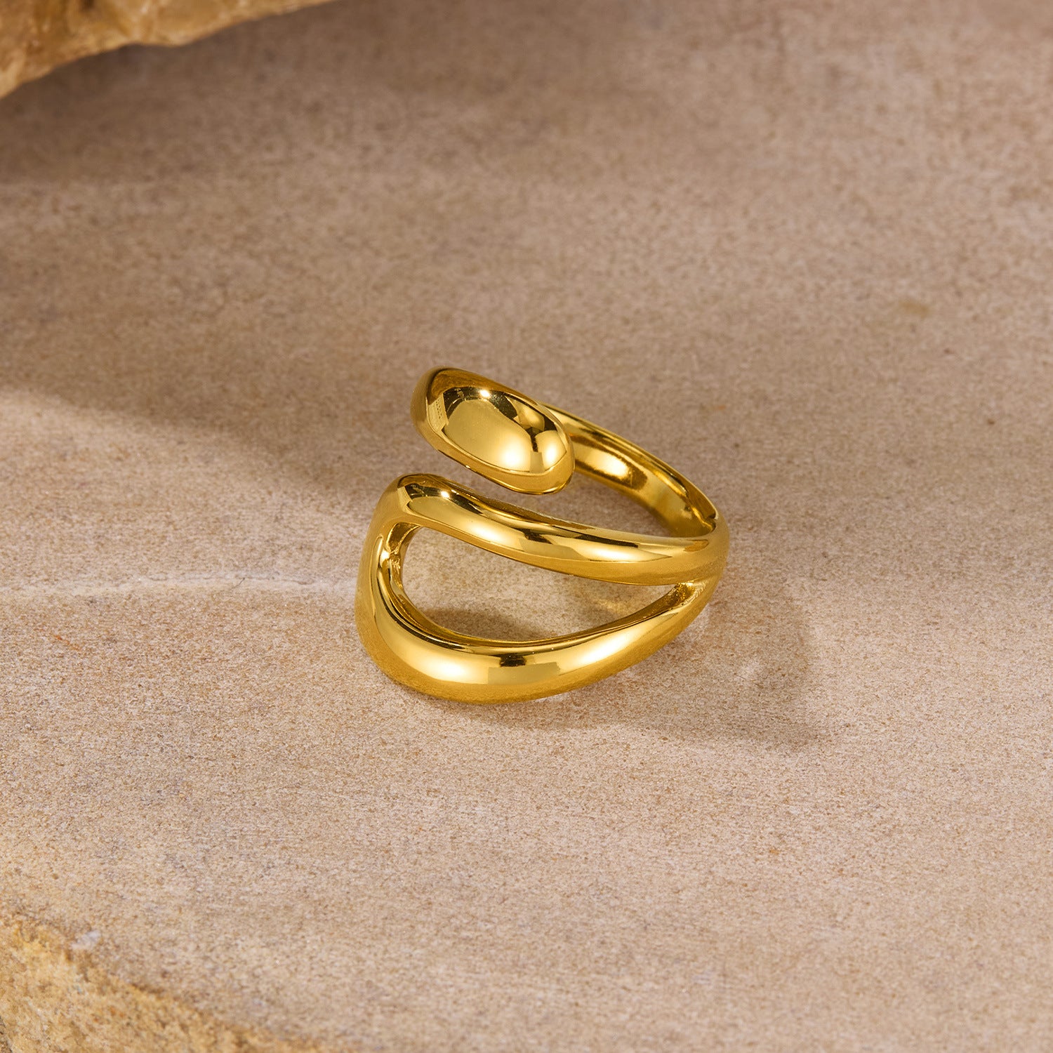 Teardrop Hollow Ring